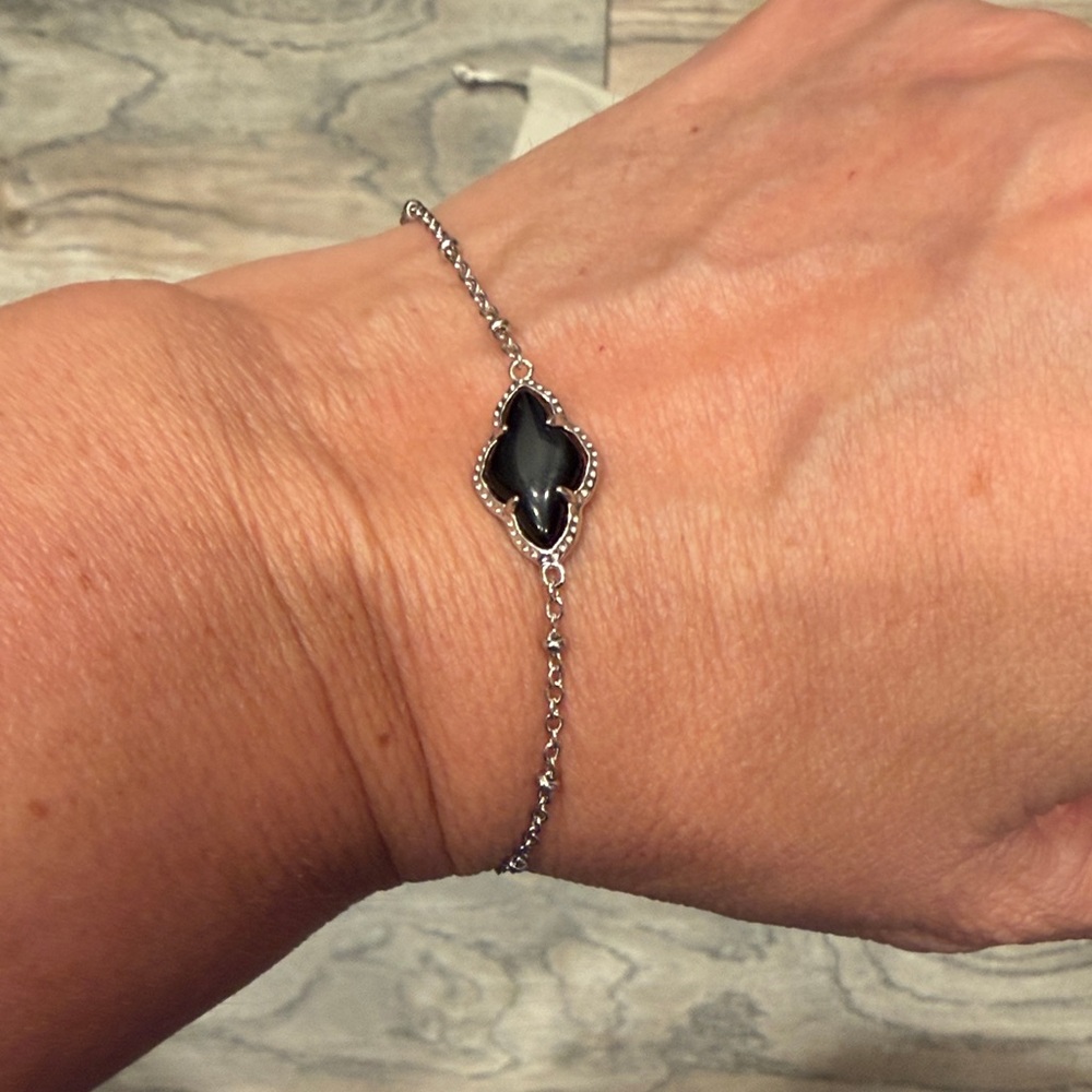 Kendra Scott Silver Bracelet with Black Clover Stone